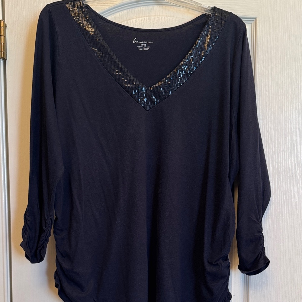 Lane Bryant Size 26/28, Navy V-Neck Women's Top